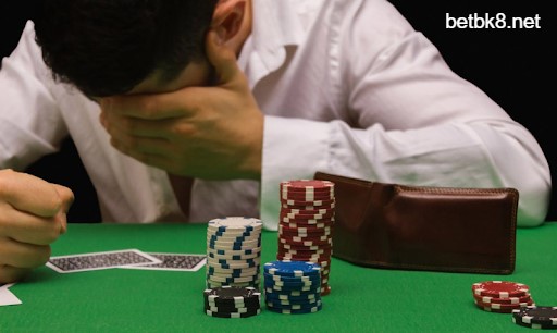 Tìm hiểu nghiệp cờ bạc là gì?